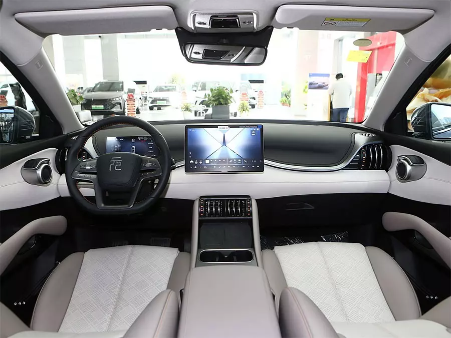 BYD-Yuan-Plus (2).jpg